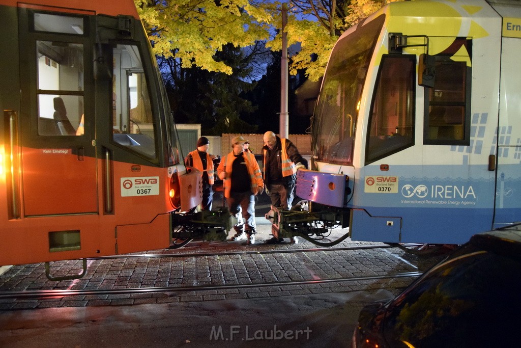 KVB Bahn Bremsen heissgelaufen Koeln Lindenthal Luxemburgerstr Neuenhoeferallee P33.JPG - Miklos Laubert